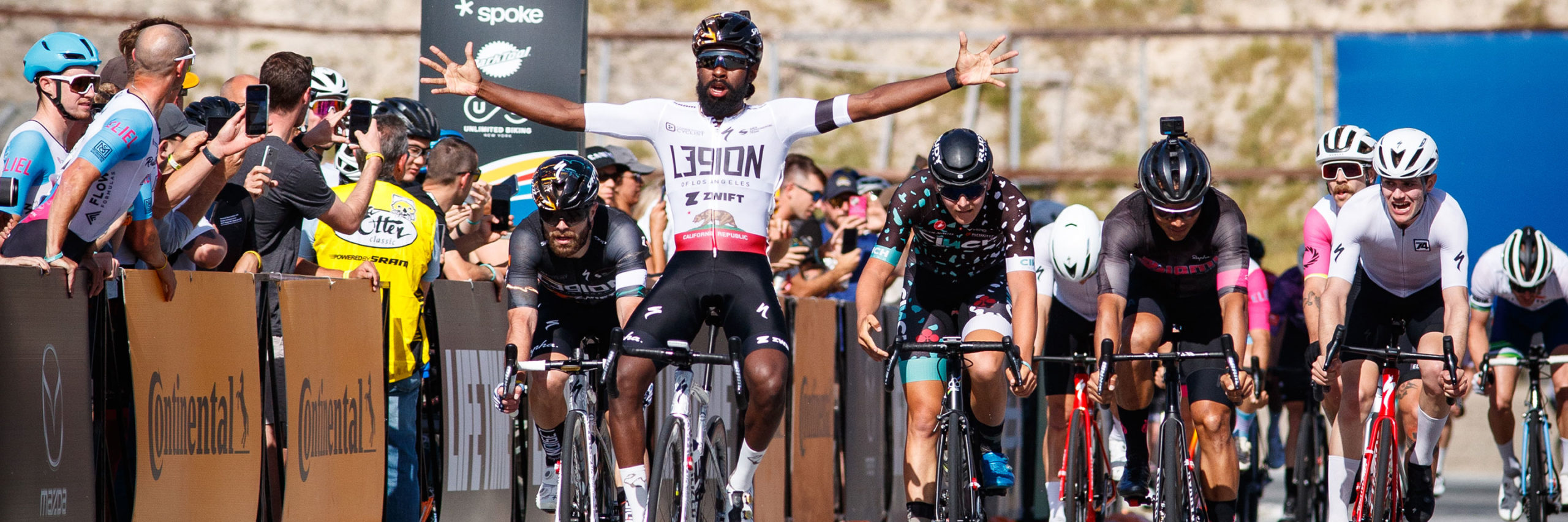 Crit-banner Criterium winner